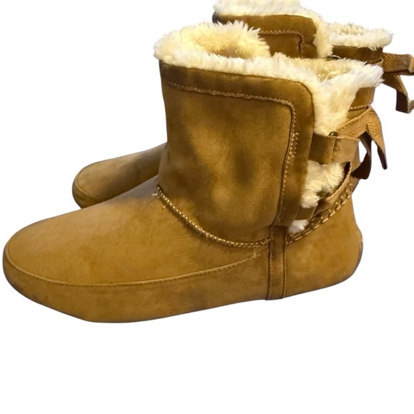 Lucky Brand ACCALIE Tan Faux Fur Lined Moccasin Ankle Boot size 10 - Picture 5 of 7
